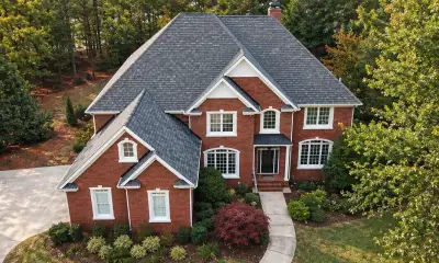 Best shingle colors for homes with Georgia red clay soil